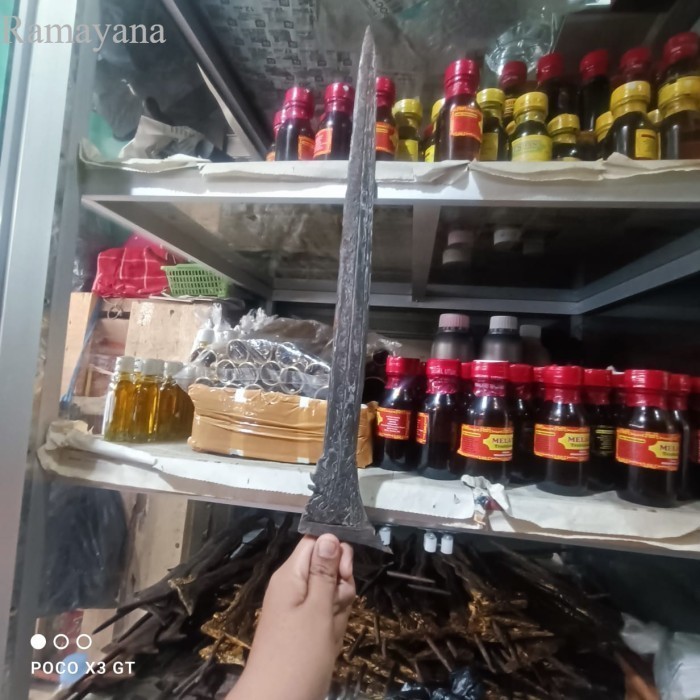 keris tombuk sempaner naga raja  majapahit milik bala putra dewa bk mega Antik