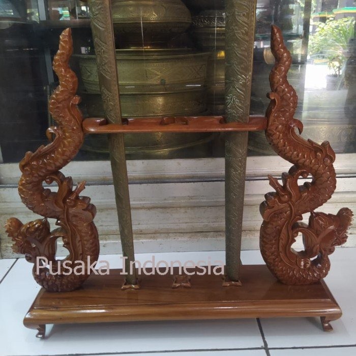 Jagrak Tempat Keris Pusaka Ukiran Naga Raja Kembar Jati Plituran Dijamin Termurah Seindonesia PI655