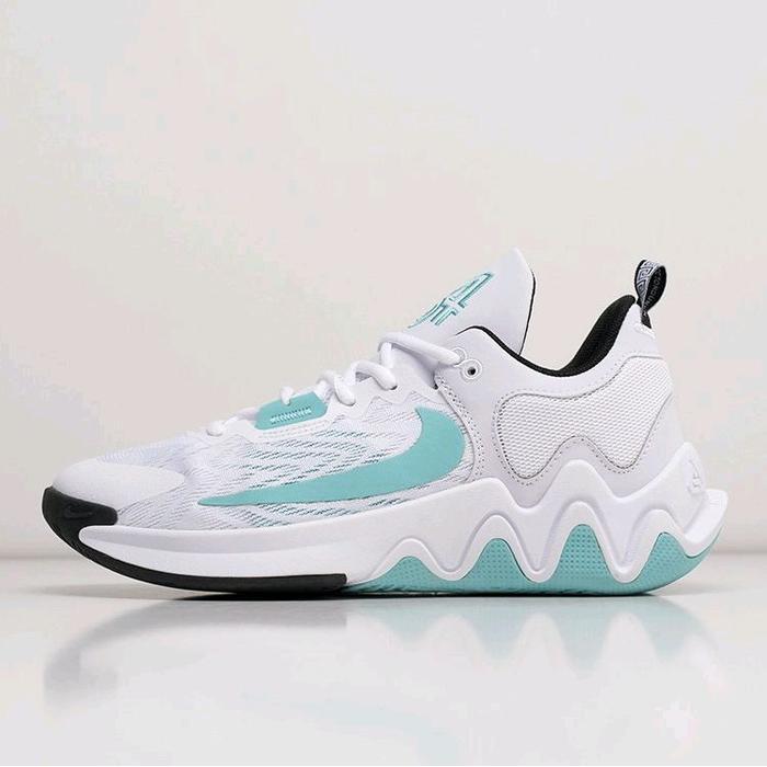 Sepatu Basket Giannis Immortality 2 White/Tosca