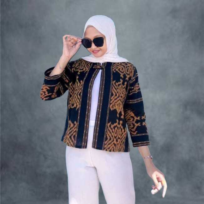 DISKON  Blouse Aprilia / Baju Atasan Wanita / Blus Etnik Tenun / Baju Kerja / Atasan Tenun Model Ter