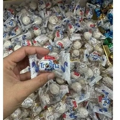 Tatco Trofina Coklat Almond Renyah 250gr-1kg