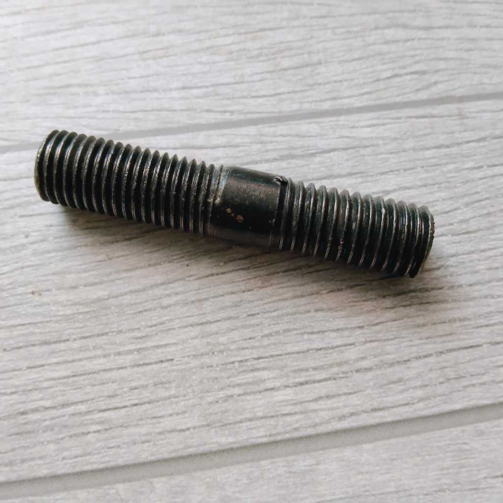 NOS/BAUT TANAM 10x10 DRAT KUNCI 14 BAUT TANAM 10x10 DRAT KUNCI 14