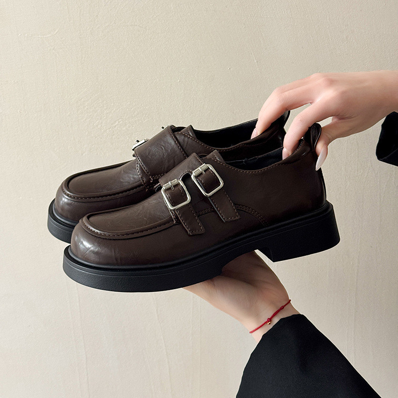 Sepatu loafers wanita model Inggris berujung bulat, sol tebal, serbaguna.