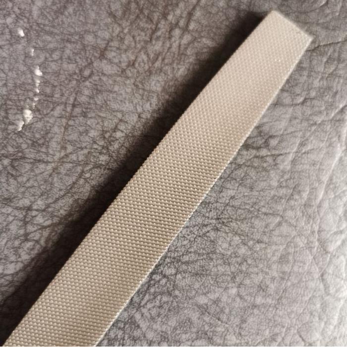 READY TORA Kikir Bulat dan Persegi Panjang 20cm - Kikir Persegi