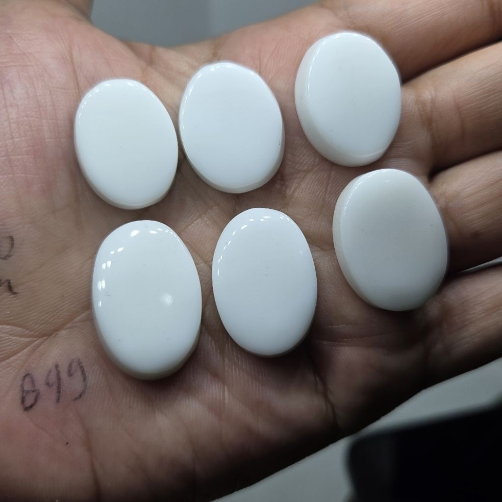 Batu akik yaman putih asli dari yaman elegan