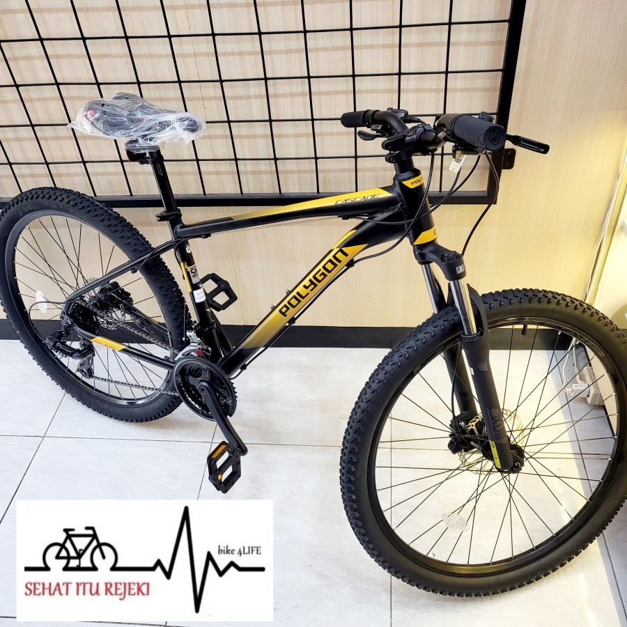 HARGA PROMO DISKON SEPEDA MTB POLYGON CASCADE 4 27.5" 3x8 SPEED SERIES TAHUN 2023 BLACK
