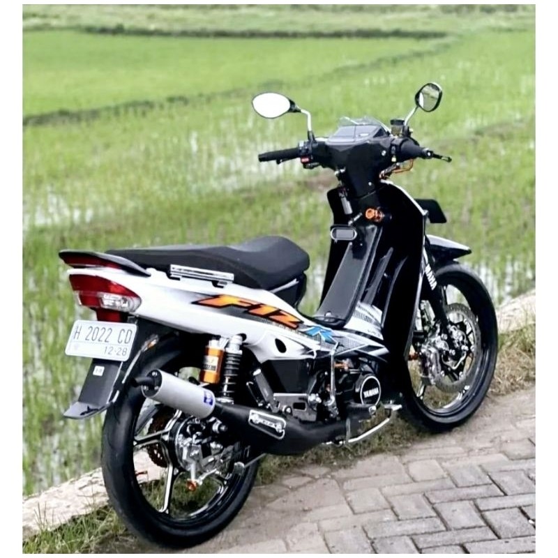 STRIPING STICKER FIZ R TAHUN 2004 HITAM PUTIH Termurah
