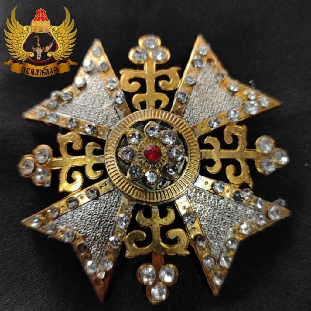 Bross Pin Beskap Logo Bangsawan Keraton Bahan Kuningan Sepuh Emas