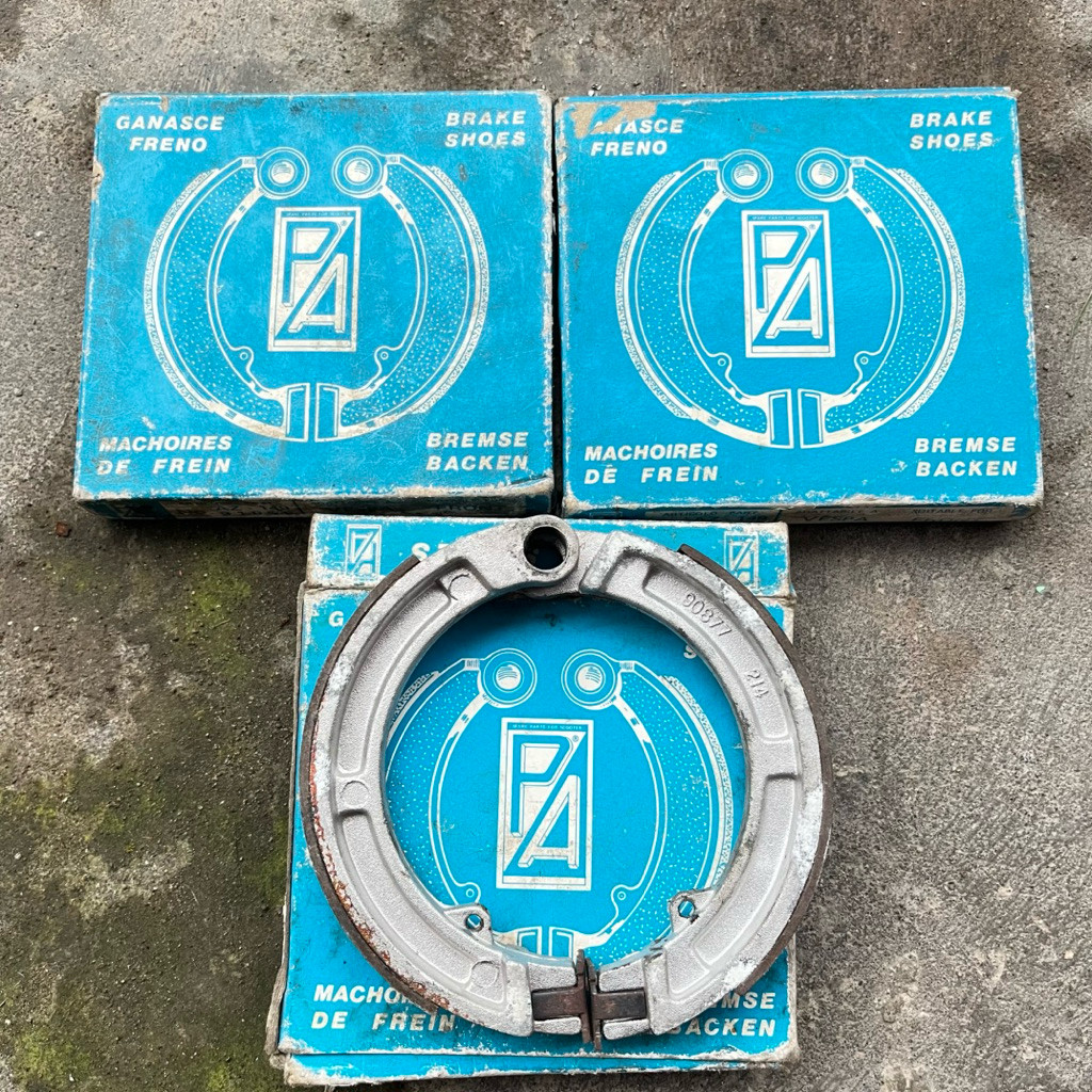 Kampas rem depan vespa vbb 61 62 super ps bajaj PTS 90cc 100cc(AZ149) PA