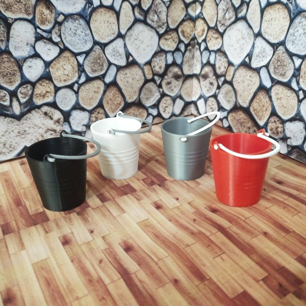 Miniatur Diorama ember atau bucket skala 1:10