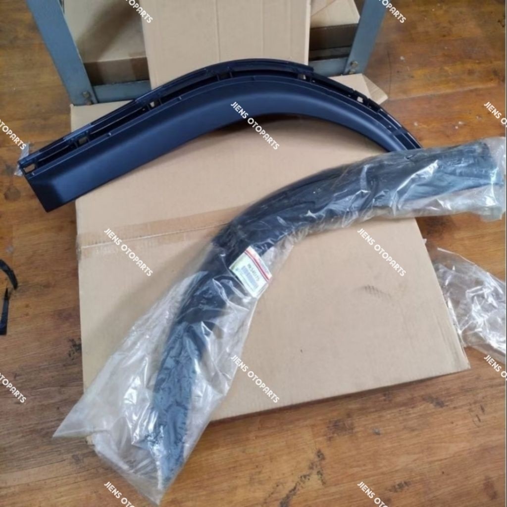 SPAKBOR DEPAN/LIST FENDER SPAKBOR CANTER ORIGINAL KTB