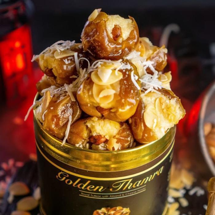 Golden Thamra - Kurma Sukkari Premium Isi Keju, Almond, Madu Yaman Asli, Manis Legit & Mewah