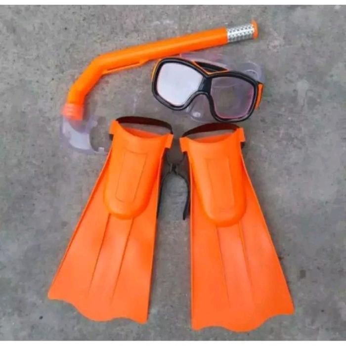 alat selam anak lengkap/alat snokling/kacamat renang