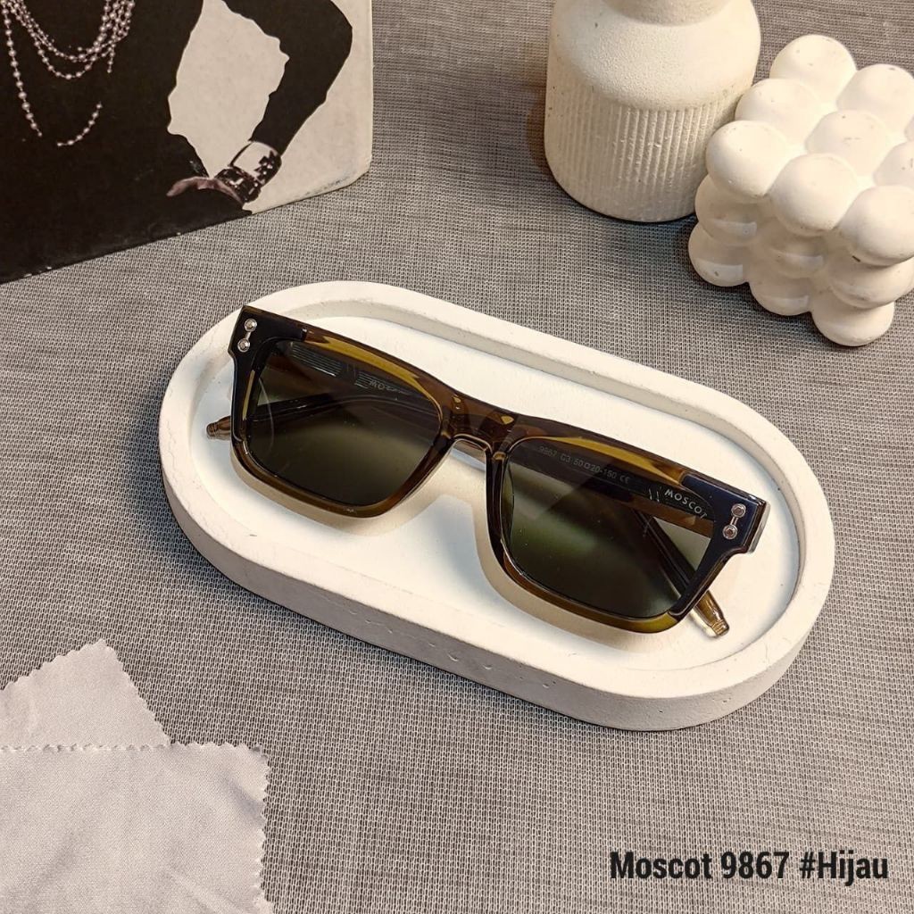 TERLARISS  ,  , , KACAMATA MOSCOT KACAMATA ANTI SILAU KACAMATA GAYA KACAMATA PRIA WANITA