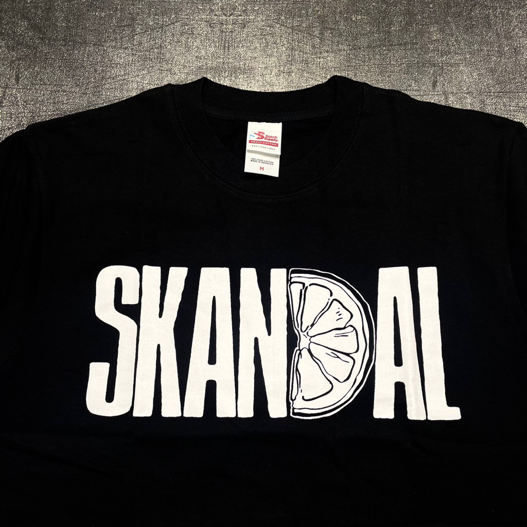 Tshirt SKANDAL - LEMON Official Merchandise