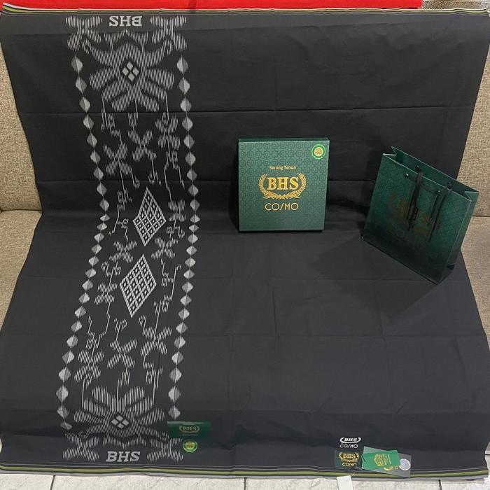 Sarung BHS Cosmo Hitam Gold Polos BHS Classic Grade Gold Silver Sarung Santri Dewasa Termurah