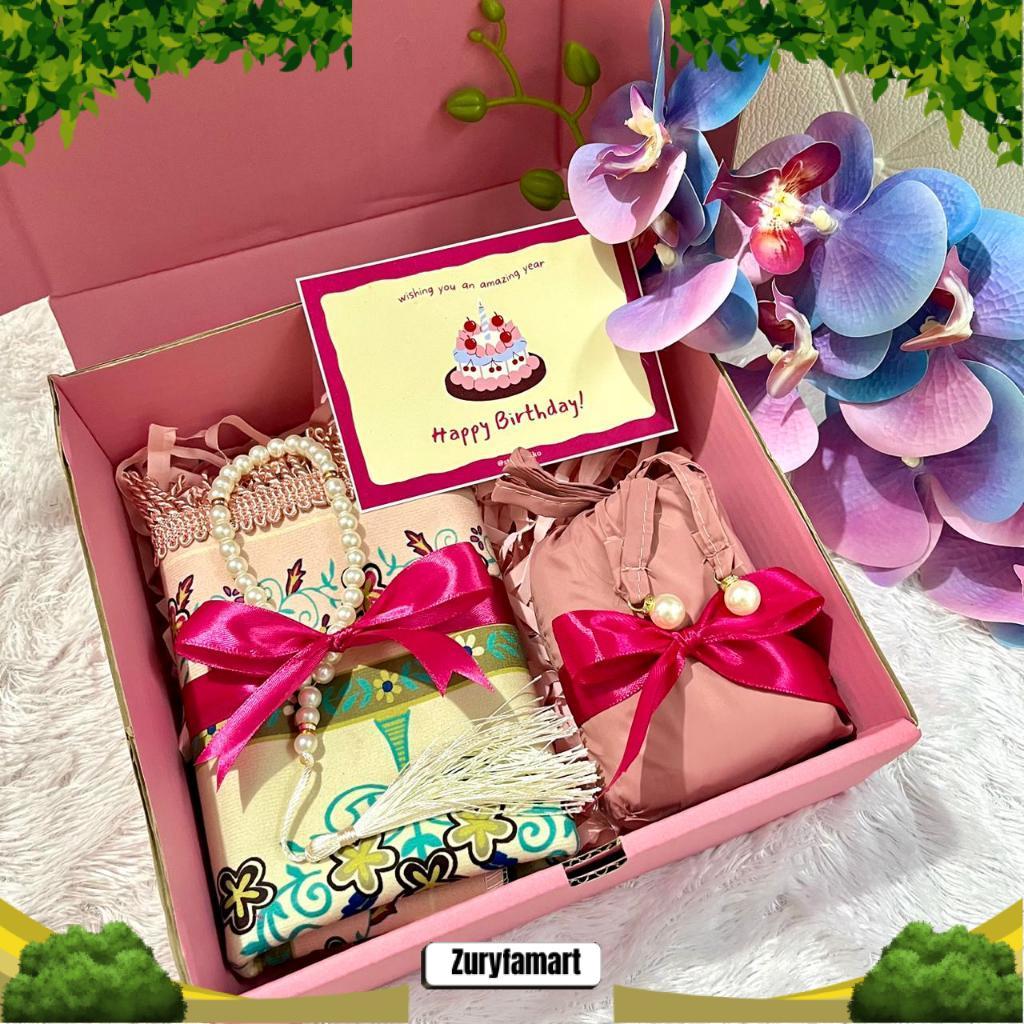 Kado Ulang Tahun Cewek Hampers Mukena Travelling Hadiah Lebaran Idul Fitri ZFT