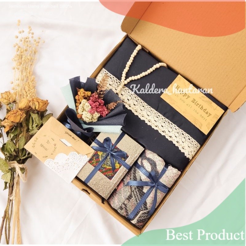 Hampers mukena katun renda premium / hampers alat sholat /kado lebaran/ Merah Hitam Emas Putih