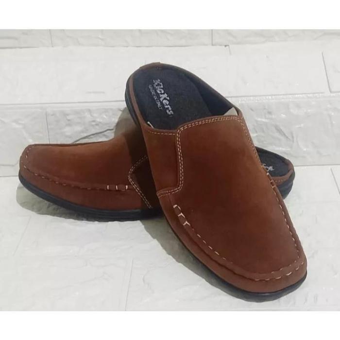 Kicker Sepatu Bustong Pria 01 Sandal Suede - Cocok untuk Segala Tema, Tersedia Ukuran 39-43, Bahan  