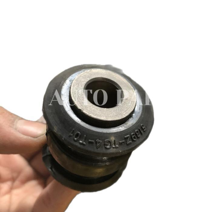 Bushing Arm Brio Mobilio BRV Jazz RS Smail untuk Mobil Honda - Spare Part Mobil Berkualitas Tinggi 5