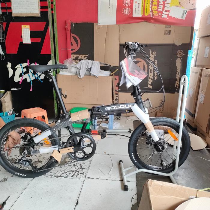 sepeda lipat 20 element ecosmo bos Que