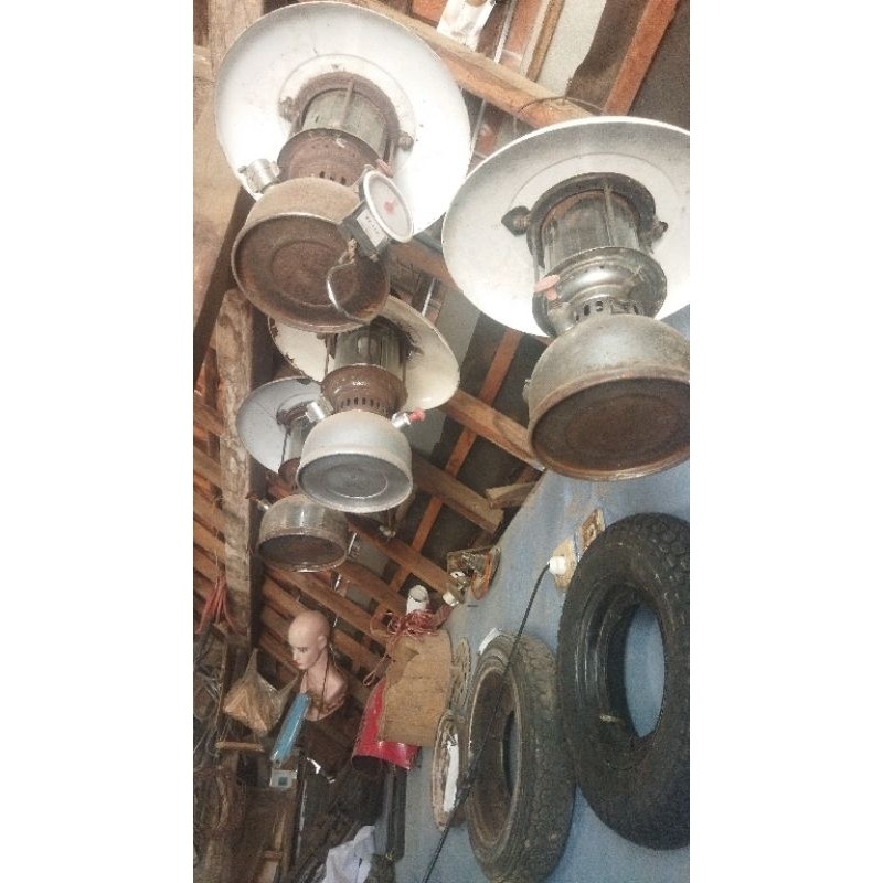Lampu Petromak jadul bekas lampu jadul lampu hias vintage lampu petromak hiasan cafe lampu lawasan l