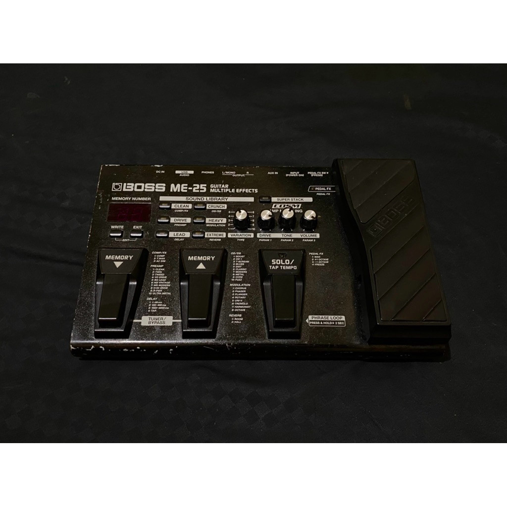 Boss ME 25 Efek Gitar Digital