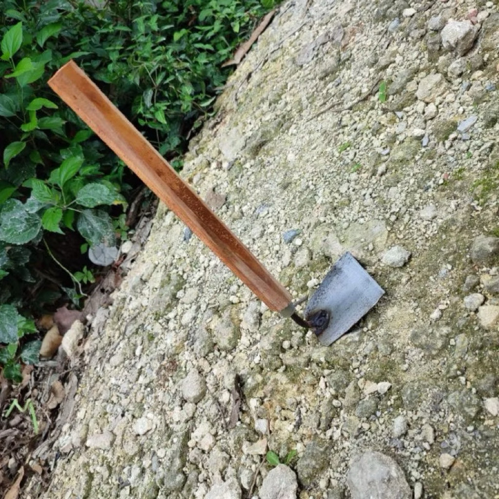 Cangkul Kecil / cangkul mini Gagang Kayu Serbaguna | Pacul Rumput terbaik