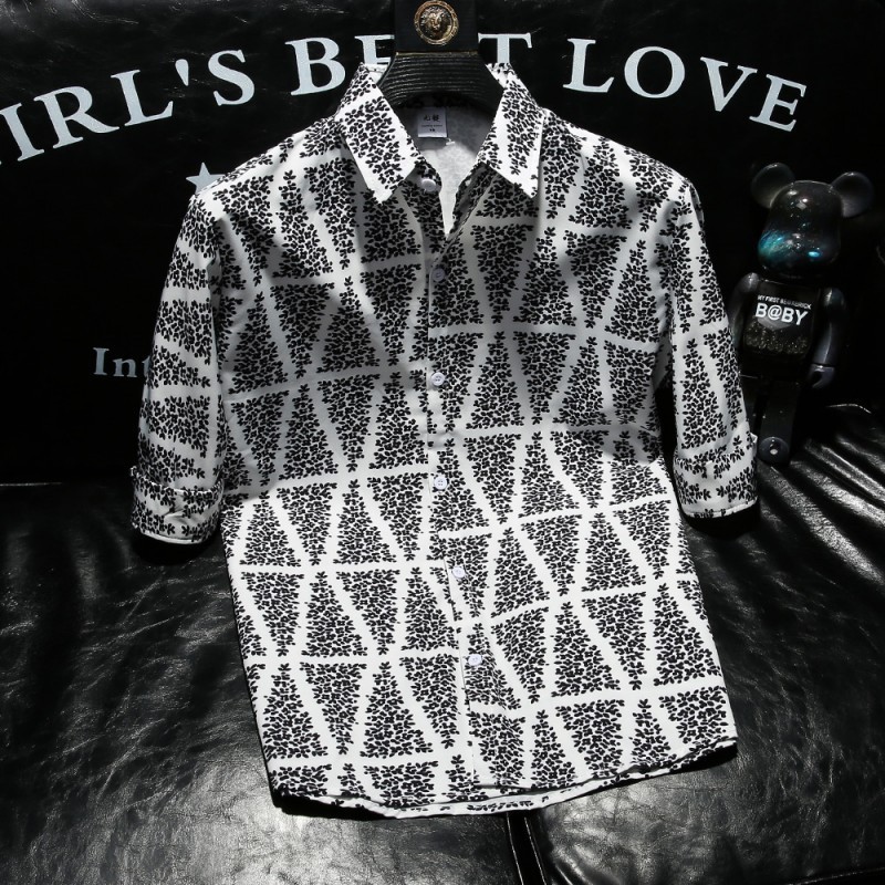 Mode mode, kemeja lengan tengah, kemeja pria tipis, kemeja pria tipis, kemeja pria tipis