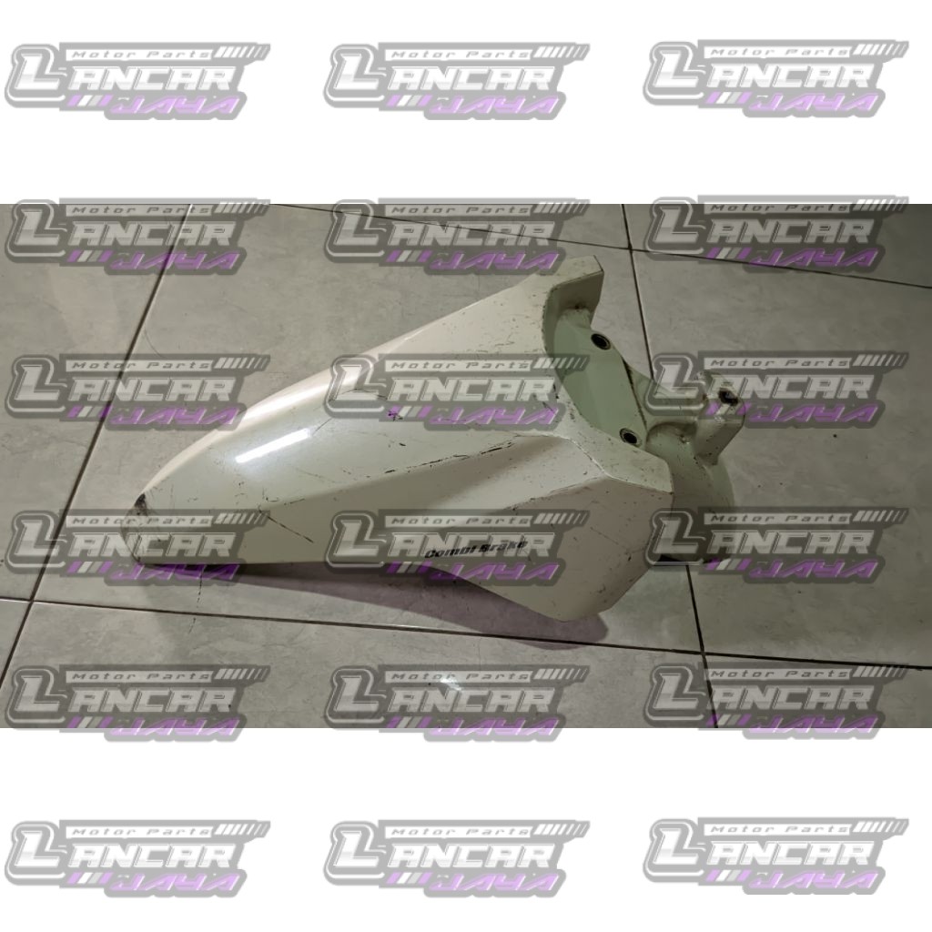 Slebor depan Vario 125 150 Led New