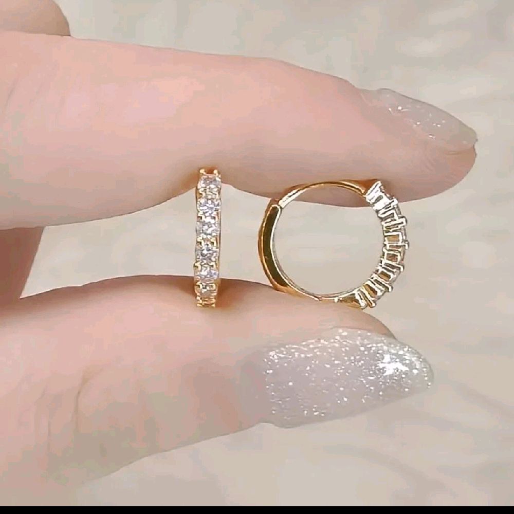 Anting wanita simple daun telinga sedang A17