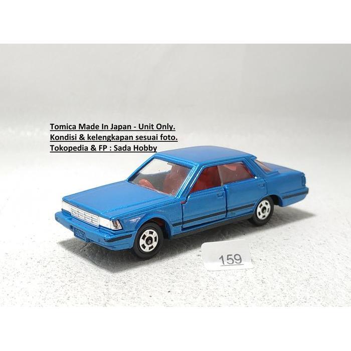 No 13 Nissan Cedric 4 Door Hardtop Japan Tomica Diecast Miniatur