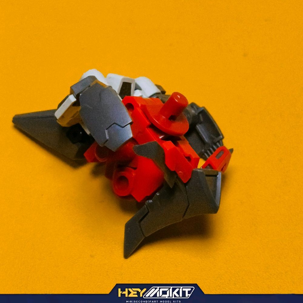 HIRM MG 1/100 ASTRAY RED FRAME NON BANDAI PART WAIST SKIRT MODELKIT