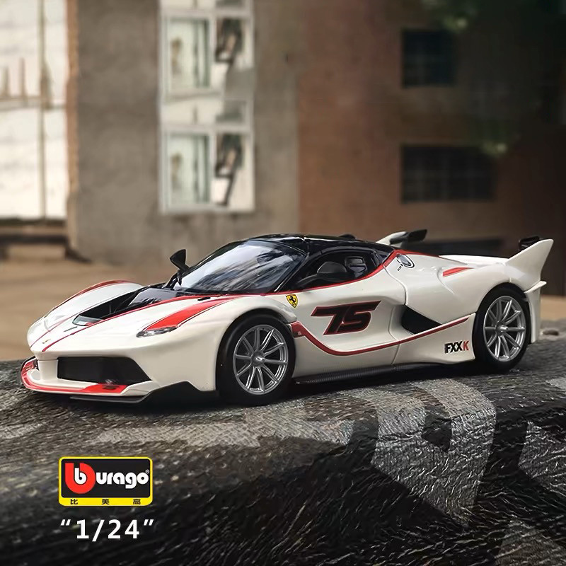 Bburago 1:24 Ferrari FXX K Alloy Sport Car Diecast Metal Scale Car Model Static Simulation Collectio