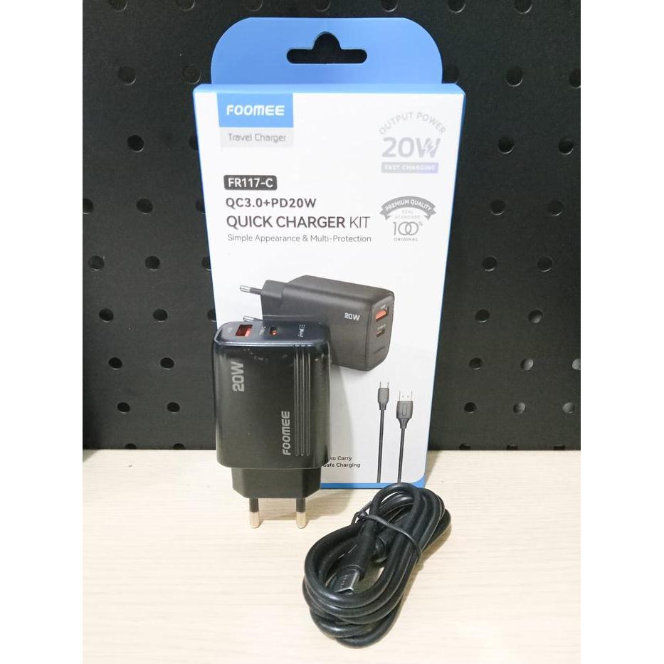 Travel Charger Type C 20W Foomee FR117-C Charger Set Type C QC 3.0A - Hitam