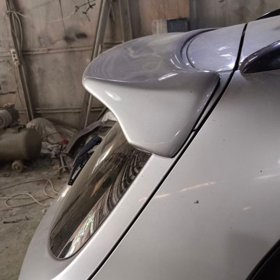 cicilan 0% spoiler outlander sayap belakang outlander sepoiler outlander