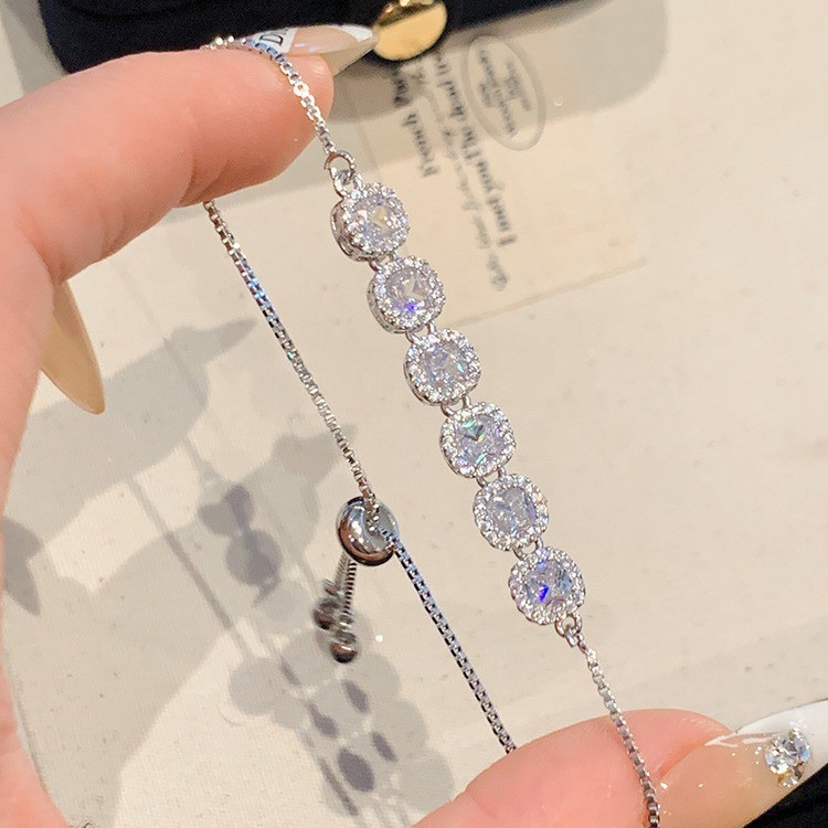Gelang Zirkon Persegi Gelang Kristal Temperamen Gelang Serut Berlian