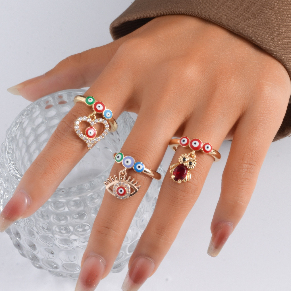 Minyak Mata Iblis Menetes Zircon Cincin Bertatahkan Wanita Membuka Perhiasan Cincin yang Dapat Dises