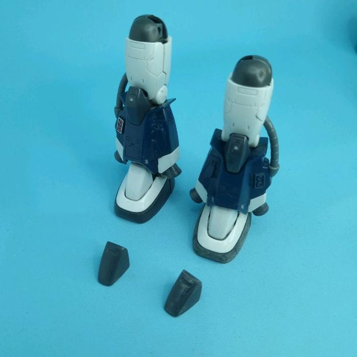 Bandai HG HGGTO 1/144 Zaku II High Mobility Type (Ortega) Leg/Legs Unit