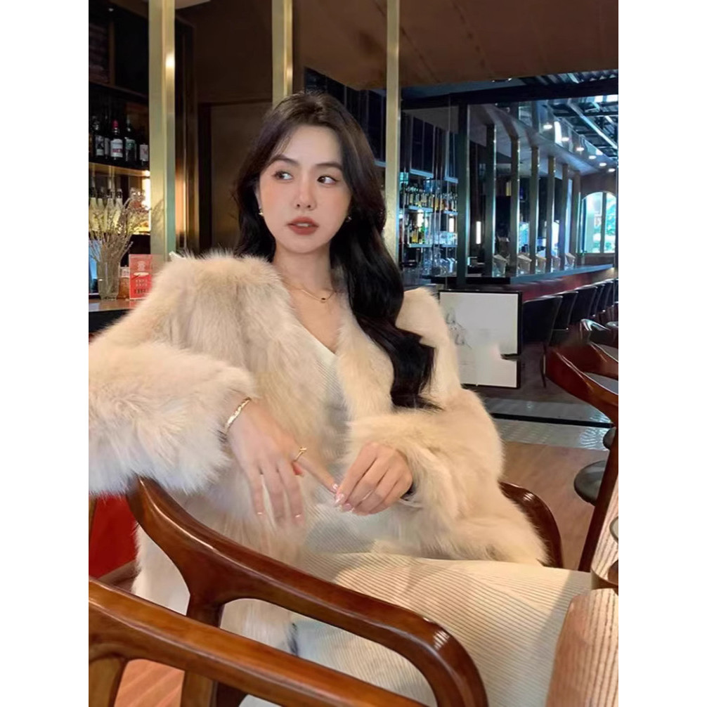 Women's Fur Coat Winter Eco-Friendly Fox Fur Short Slim Fit Warm Fur Top Versatile Commuter