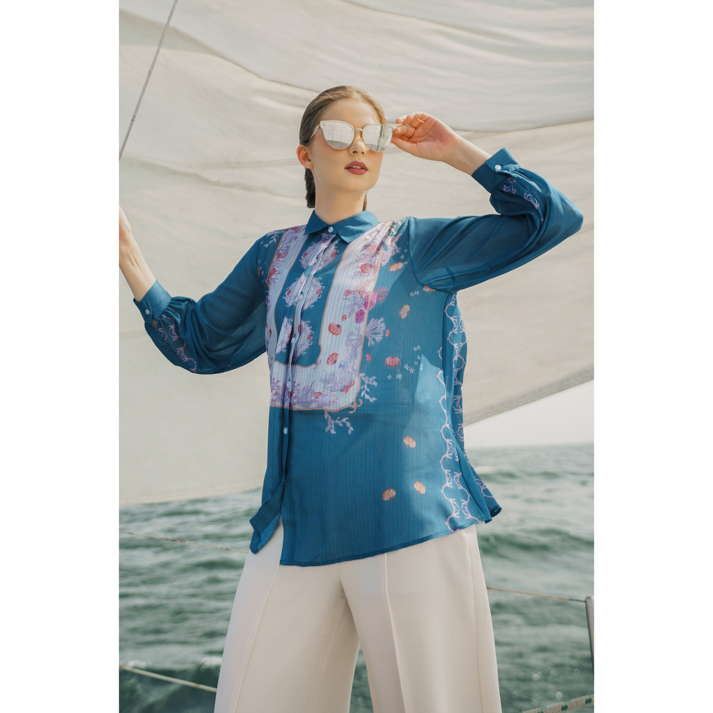 Benang Jarum Aquarielle Shirt with Gathered - Ocean