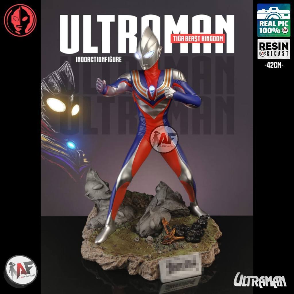 Statue Action Figure Ultraman Tiga Beast Kingdom Resin with LED