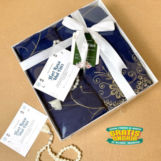 Kado Hampers Mukena Premium Gift Box Cewek Hampers Lebaran Idul Fitri Untuk Guru Traveling Hampers U