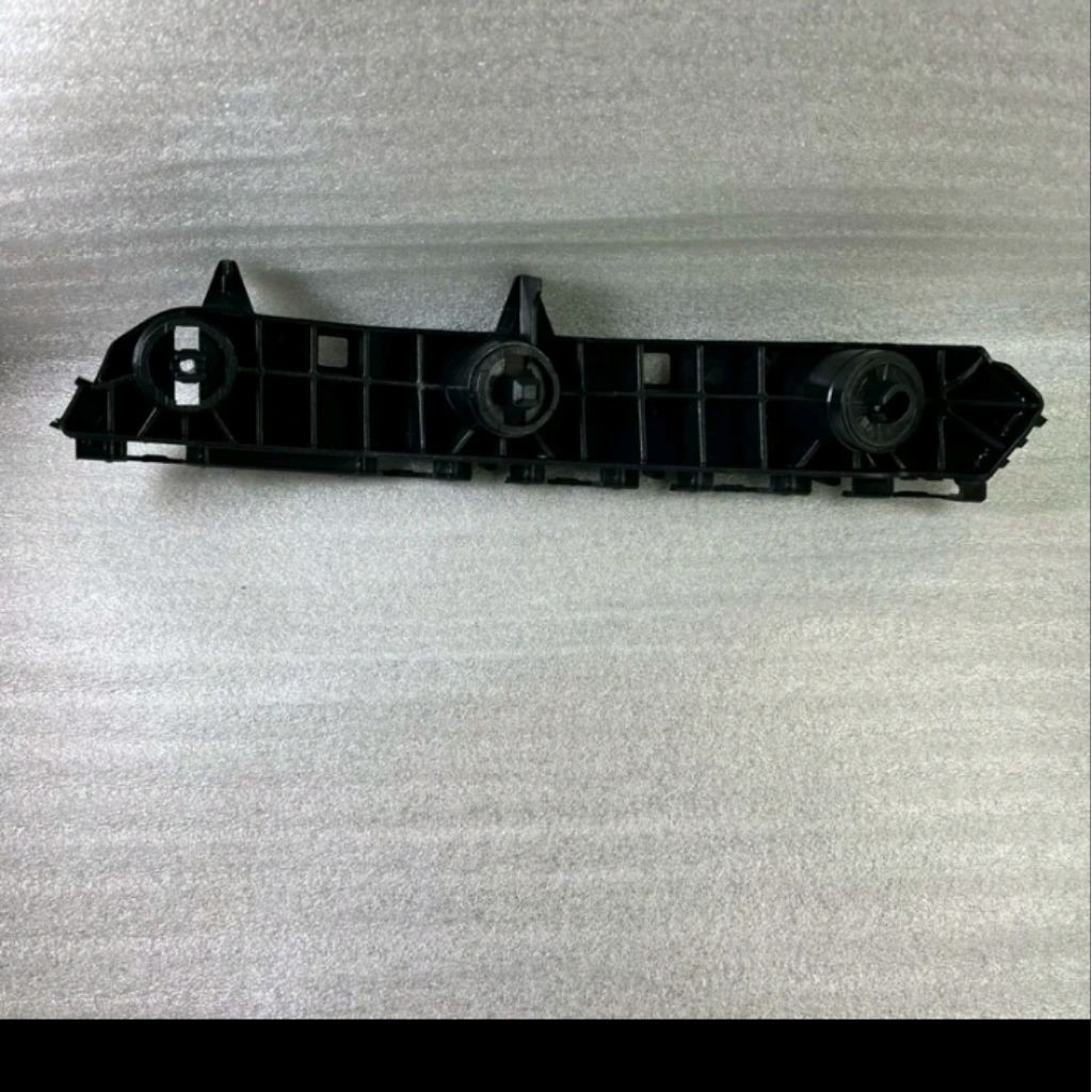 BREKET BUMPER MOBIL BAGIAN DEPAN CALYA SIGRA