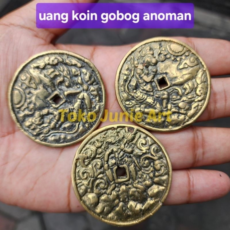 Uang koin pis bolong anoman hanoman kuningan warna emas dan hitam