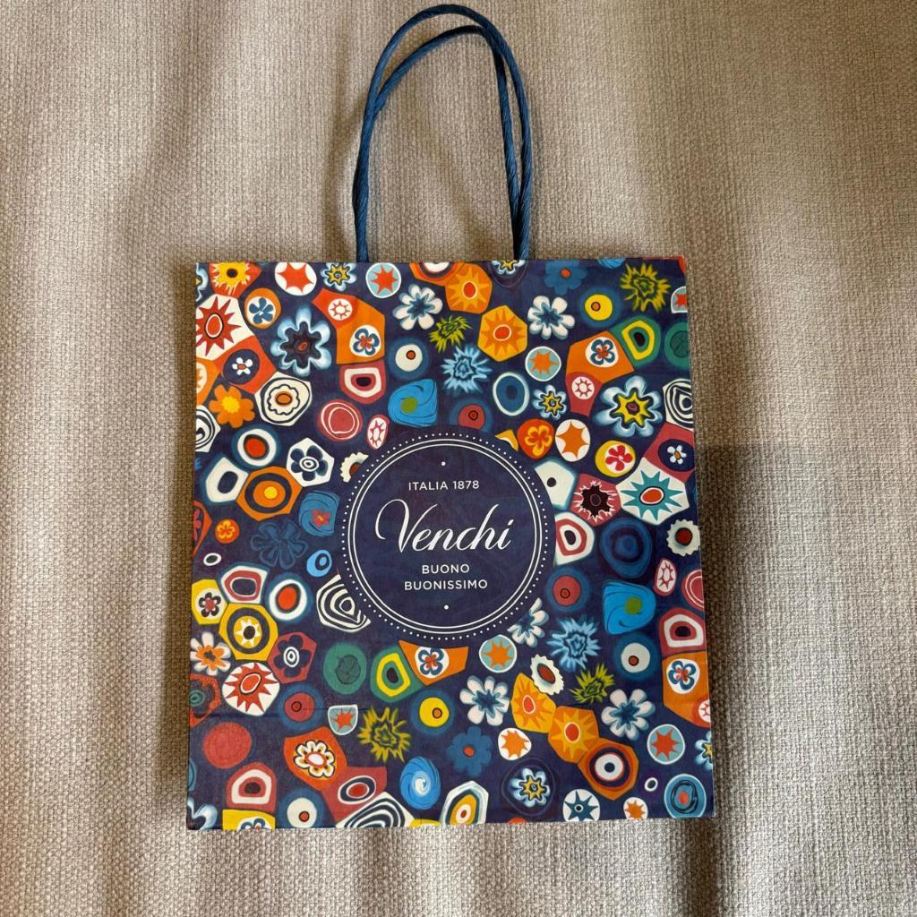 VENCHI Paperbag Packaging venchi of italy italian paperbag VENCHI