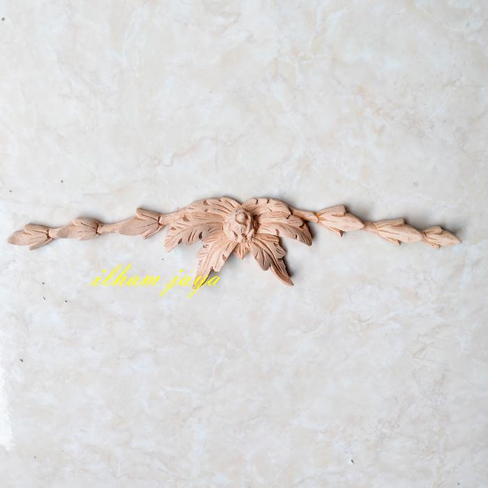 ORNAMEN TEMPEL UKIR KAYIU JEPARA MOTIF BUNGA PANJANG 25CM ng4