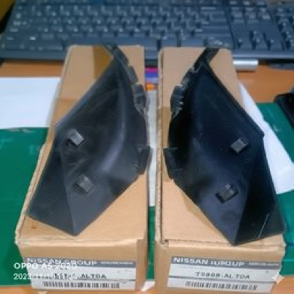 Evalia M20 Tutup Plastik Kaca Depan Cover Finisher Cowl NISSAN