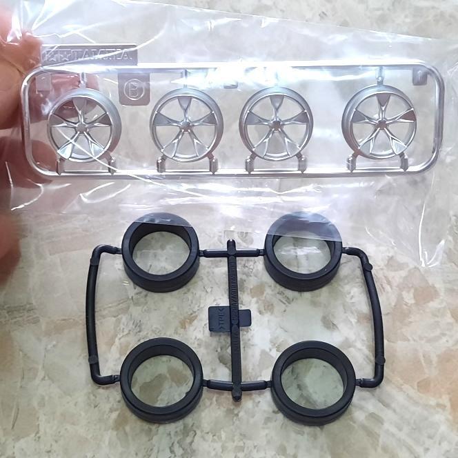 Velg Medium Five Spoke Silver Plated + Ban Original Tamiya