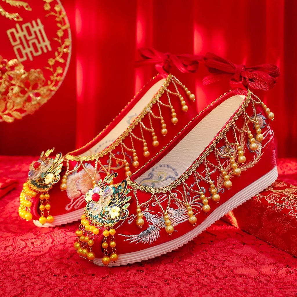Sepatu Hanfu Baru Sepatu Pernikahan Xiuhe Mutiara Sepatu Bordir